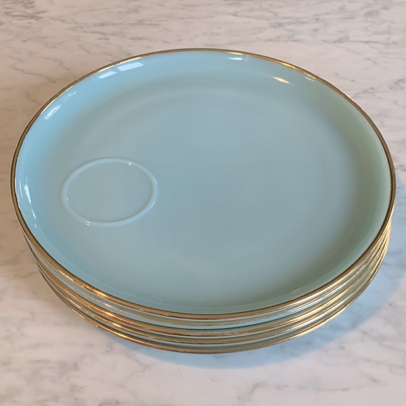 Fire King turquoise luncheon/snack plates with teacups - Picture 3 of 5